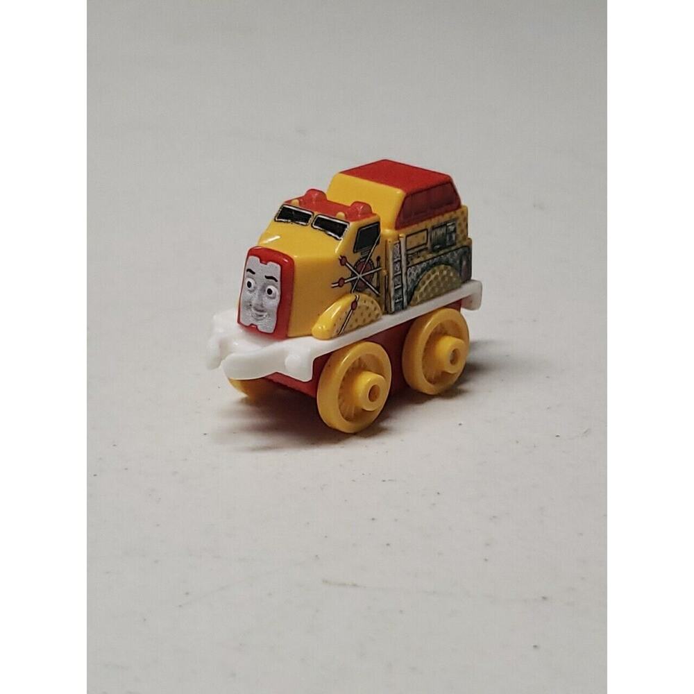 Thomas DC Super Friends Minis Firestorm Flynn Train Tank Engine